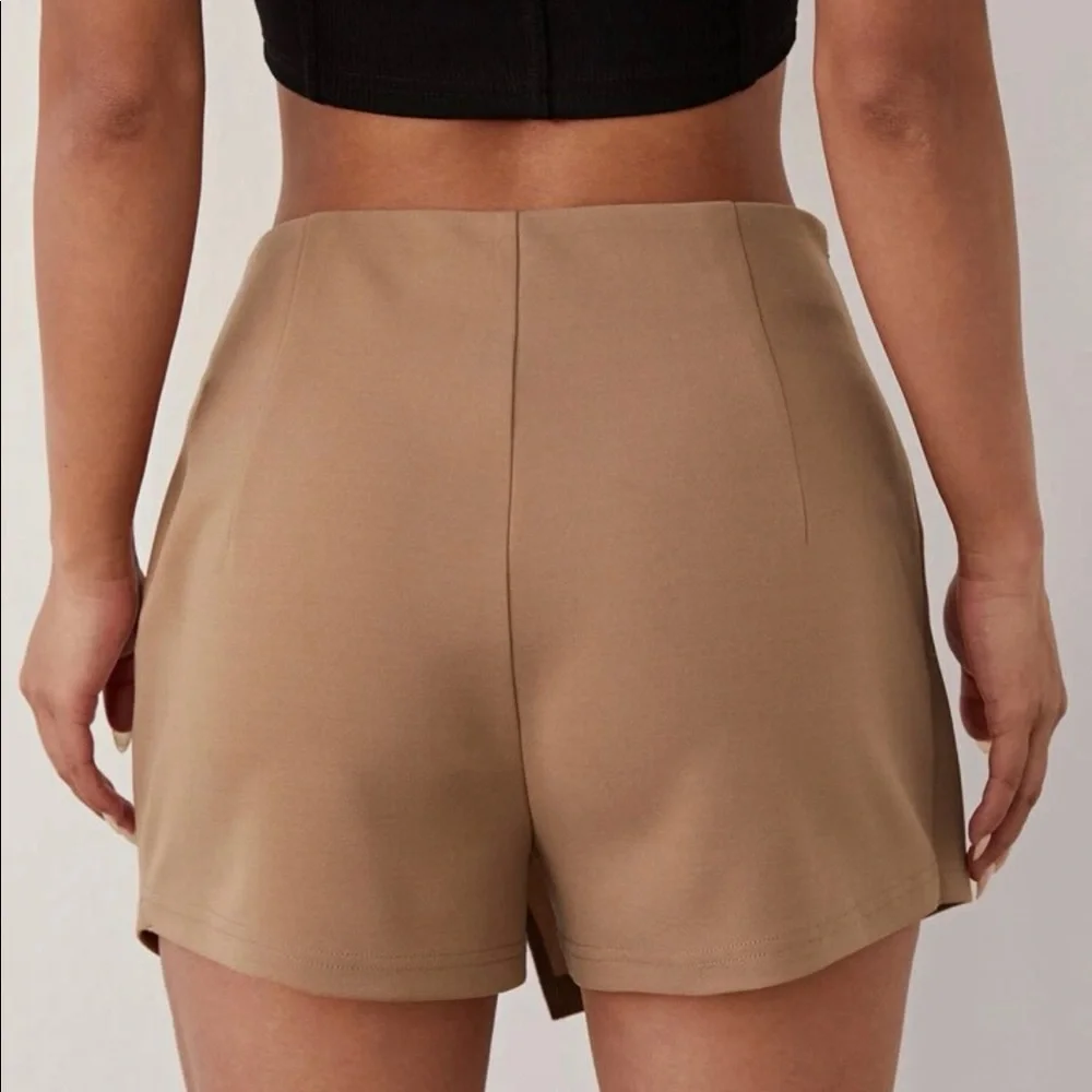 Split front skort - Picture 2 of 4